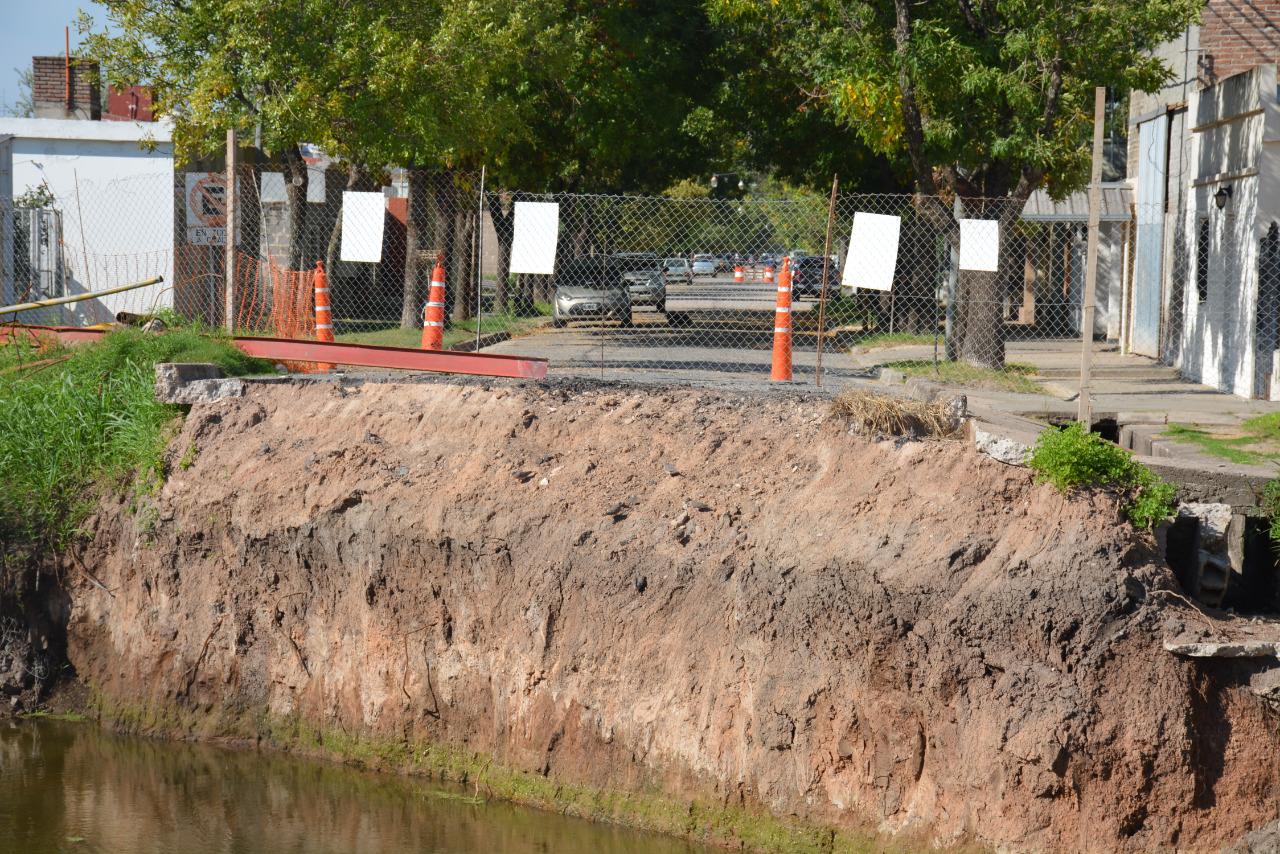 Reconstruccion puente Ameghino