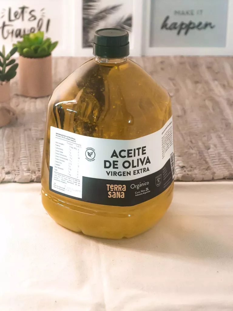 terrasana-aceite-de-oliva-2lts1-1fd879339d99115fc516348375137174-1024-1024