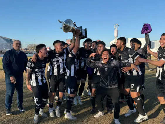 Plantel Aldao Campeon 2 10-8-25