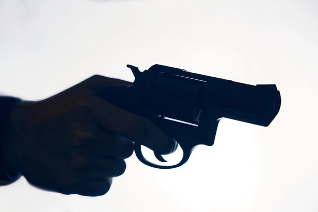 amenaza revolver