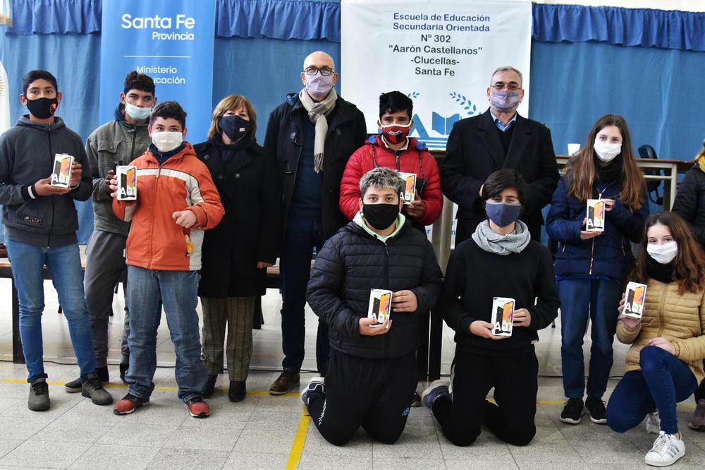 Entrega celulares rural 2