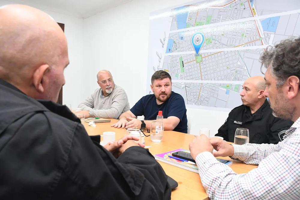 Reunion fuerzas de seguridad 15-4-24 2