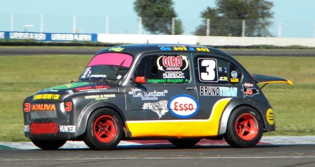 GANADOR. Fernando Boggero se quedó con el triunfo en la capital entrerriana. (Foto: Prensa Car Show).