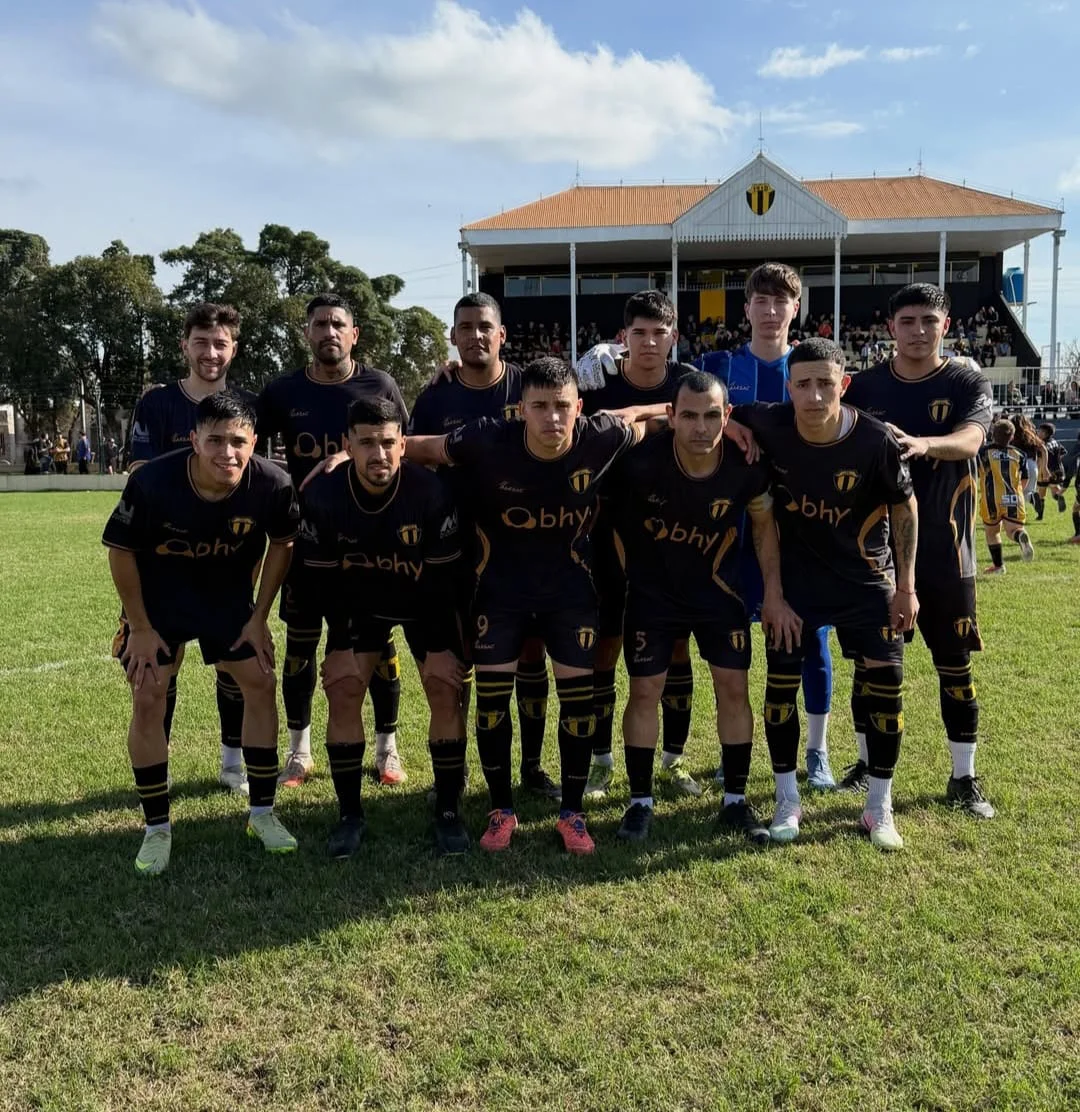 Plantel Libertad clasico agosto