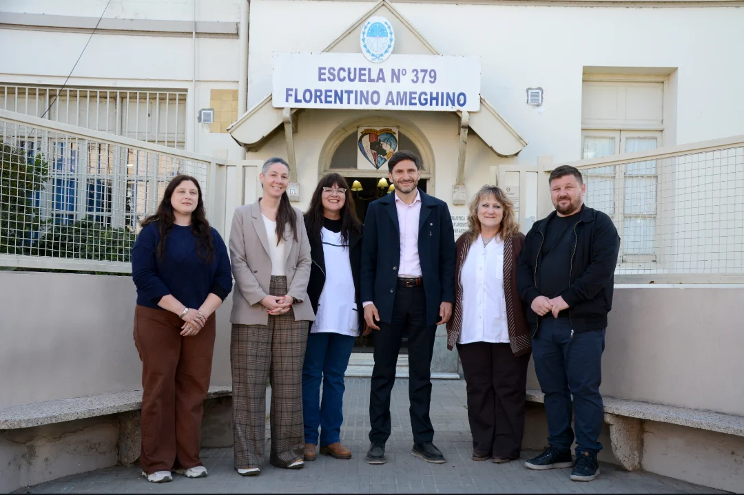 Visita Pullaro - Pinotti a Escuela 379