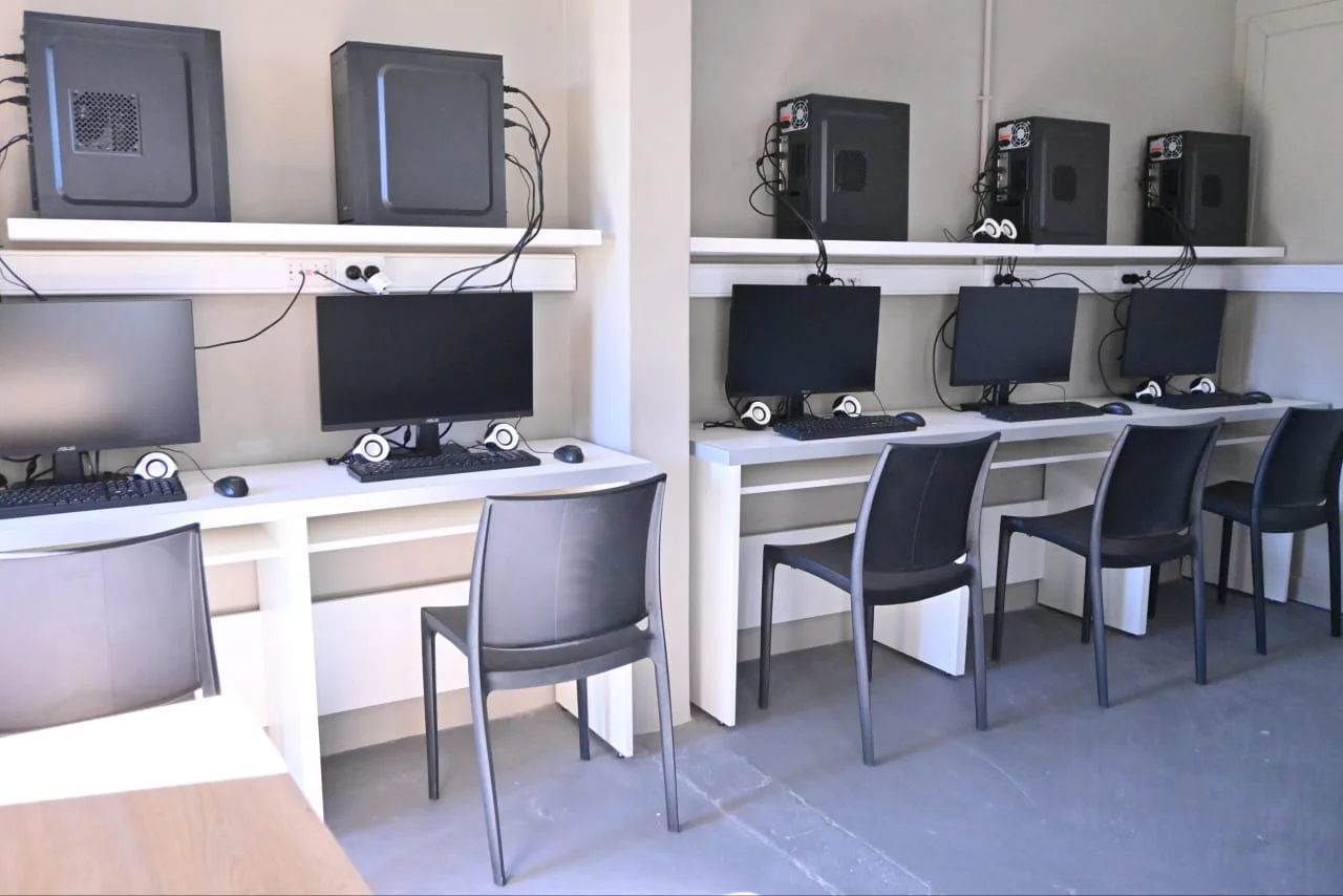 Clara Garcia en Zenon Pereyra 2