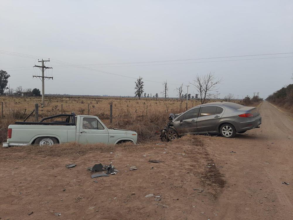 Choque en Colonia Raquel 1-8-24