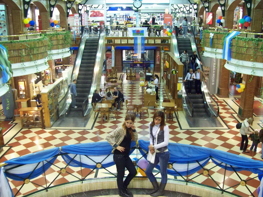ampliacion horario shoping