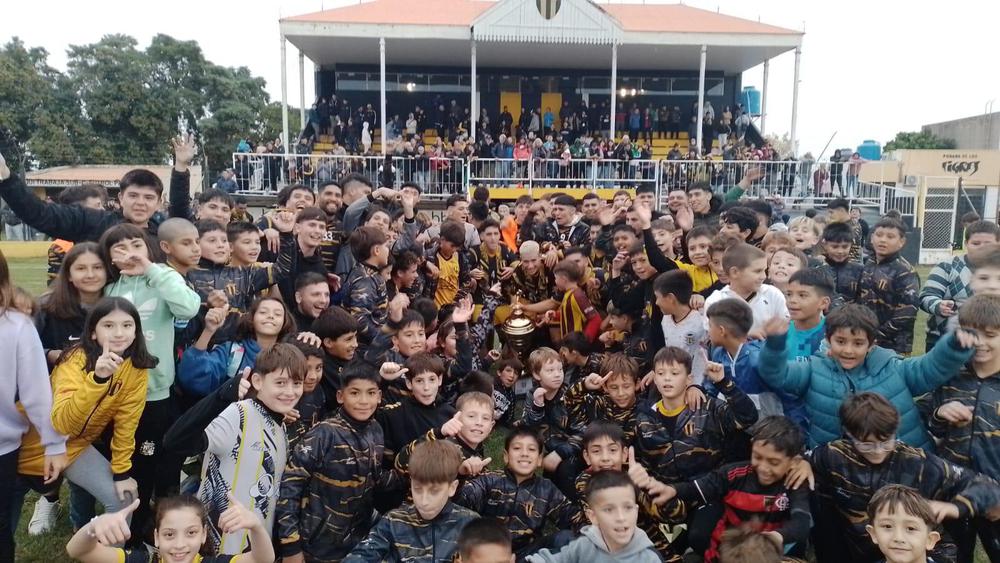 Libertad Campeón Copa Dep Castellanos 2