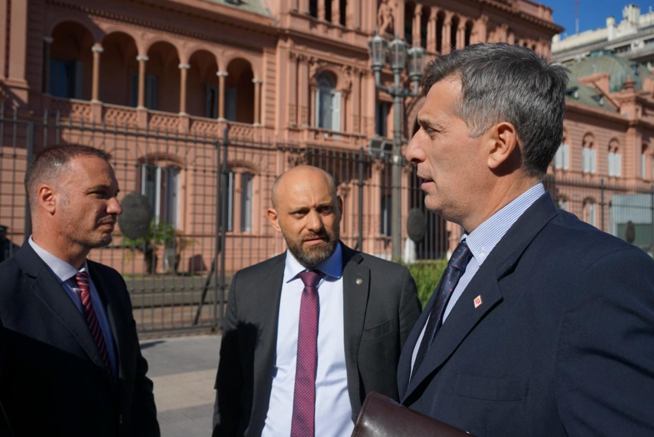 Reclamo por obras publicas nacionales 1