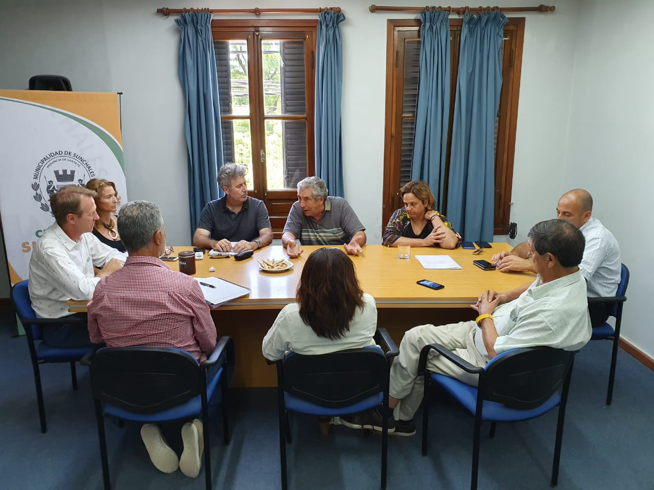 reunion vecinos autoconvocados
