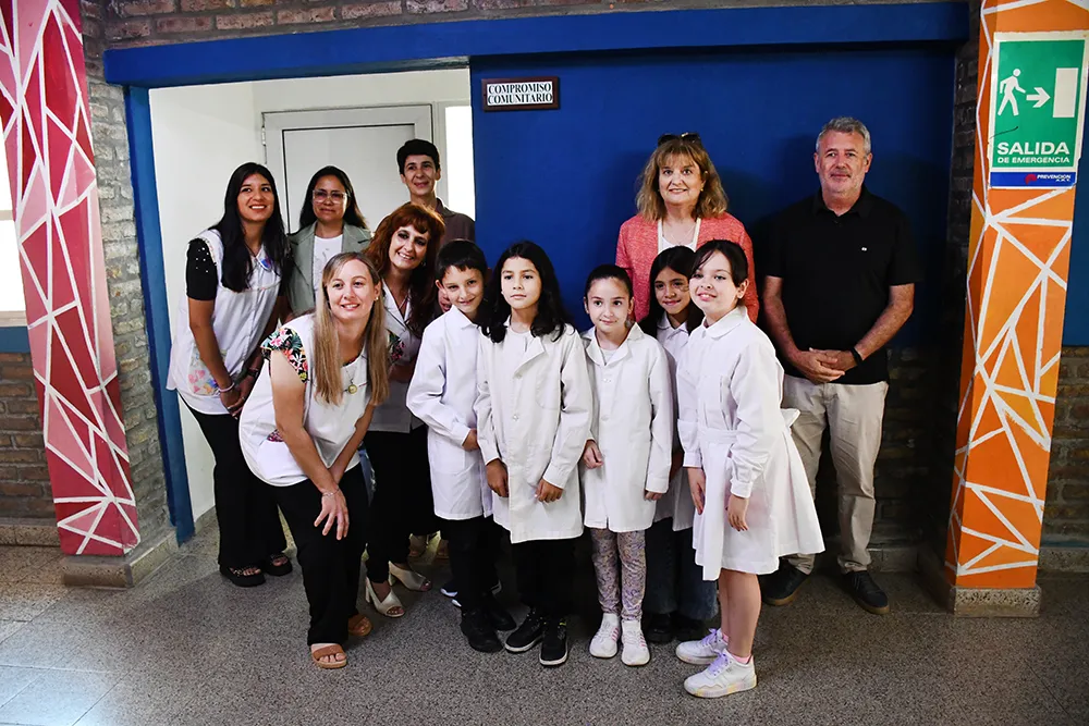 Imposicion nombre aula Escuela 1213 1