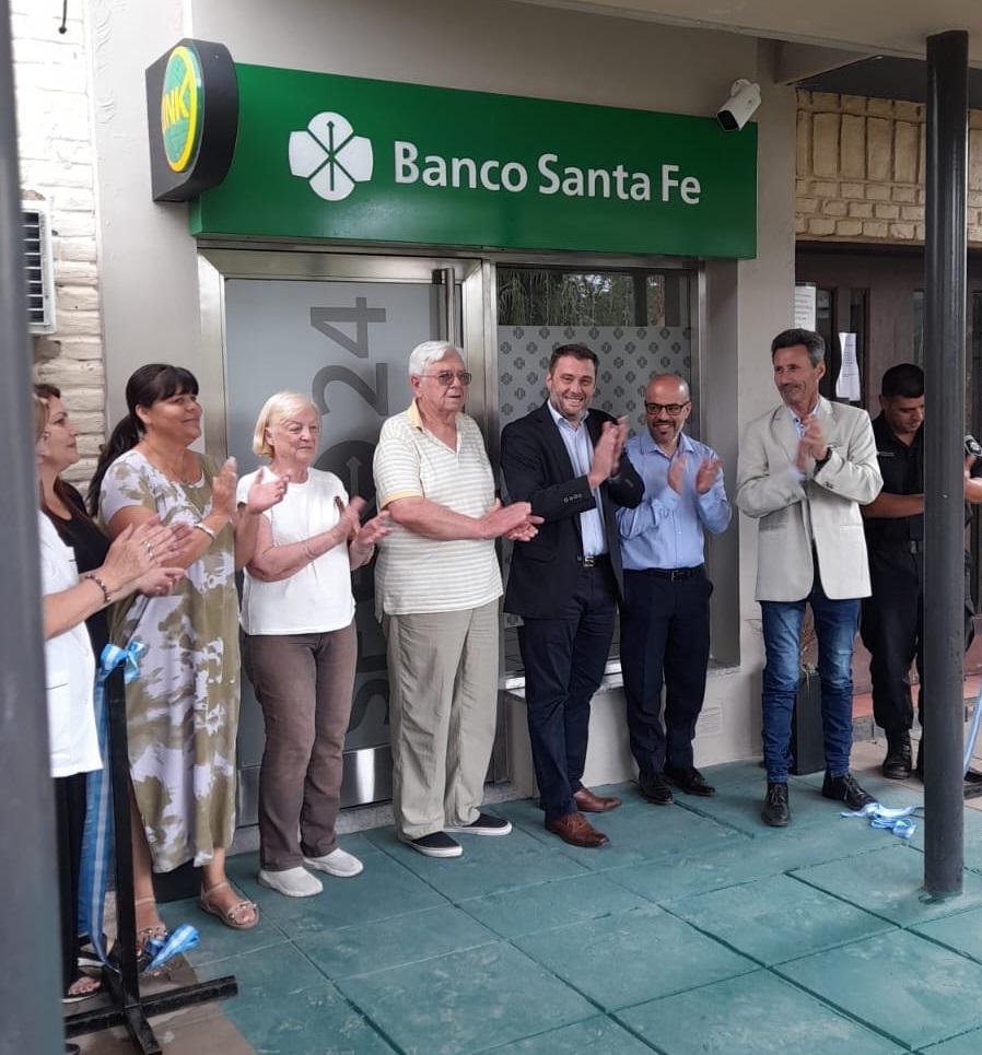 Inauguracion cajero automatico en Tacural 1
