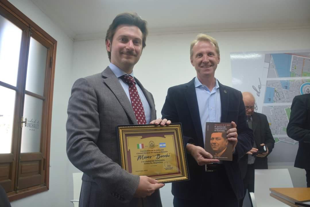 Visita Consul Rosario 1