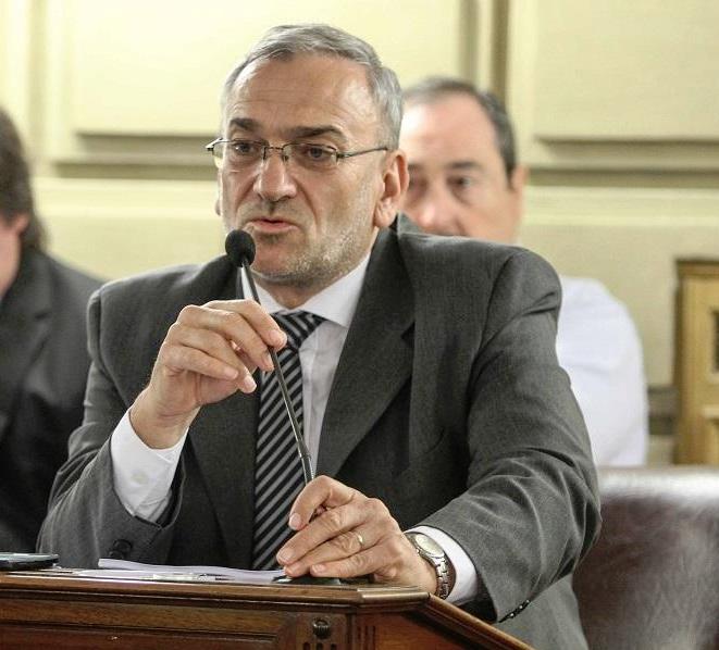 Alcides Calvo 1