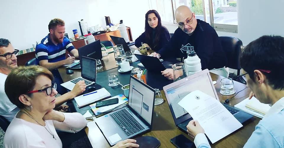 Reunion comision