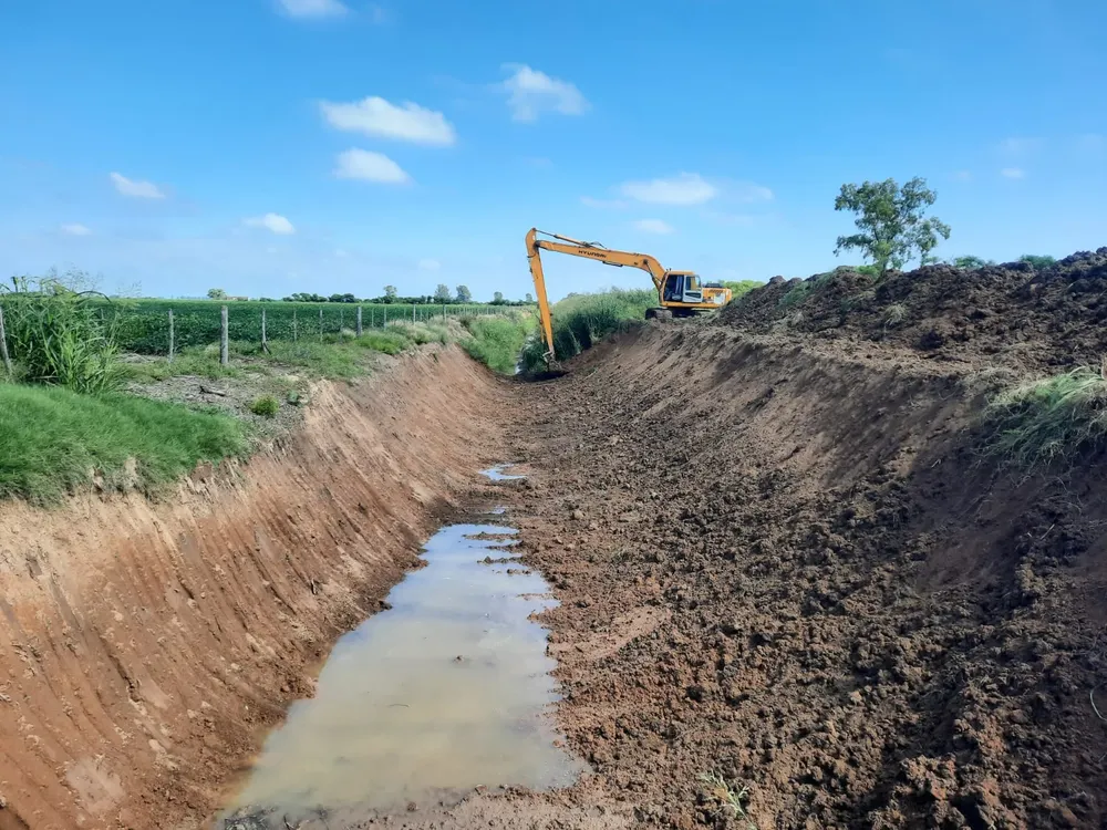 Limpieza canal Bauer y Siger