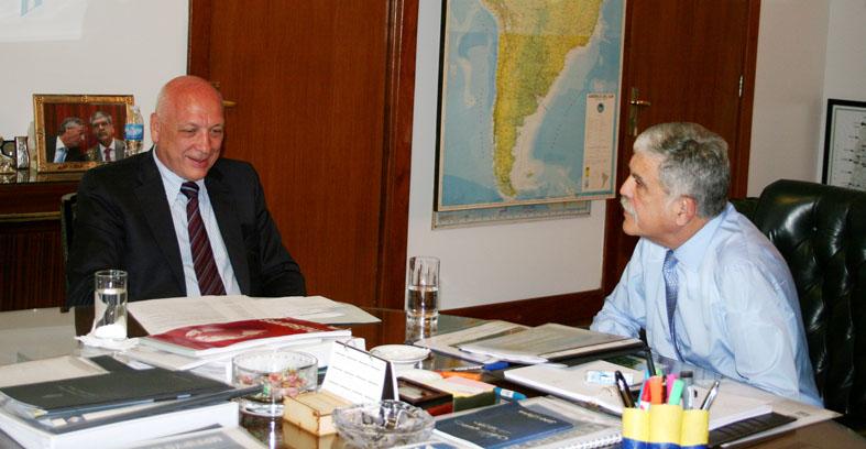 Bonfatti y De Vido durante el encuentro.