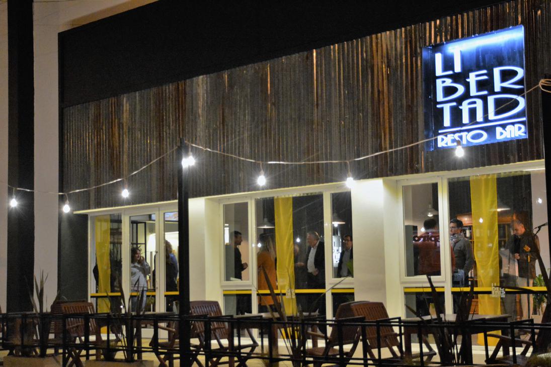Libertad Resto Bar", un cálido espacio gastronómico en Sunchales