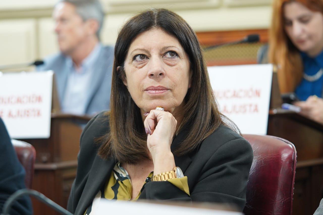 Clara Garcia 16