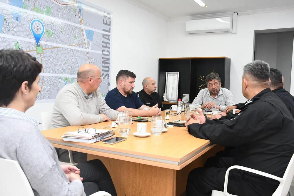 Reunion fuerzas de seguridad 15-4-24 1