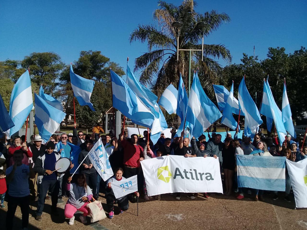 Manifestacion en defensa de la democracia 1