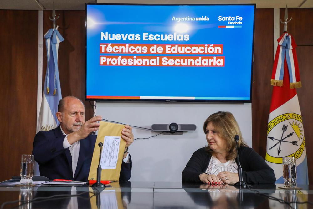 apertura sobres escuela tecnica