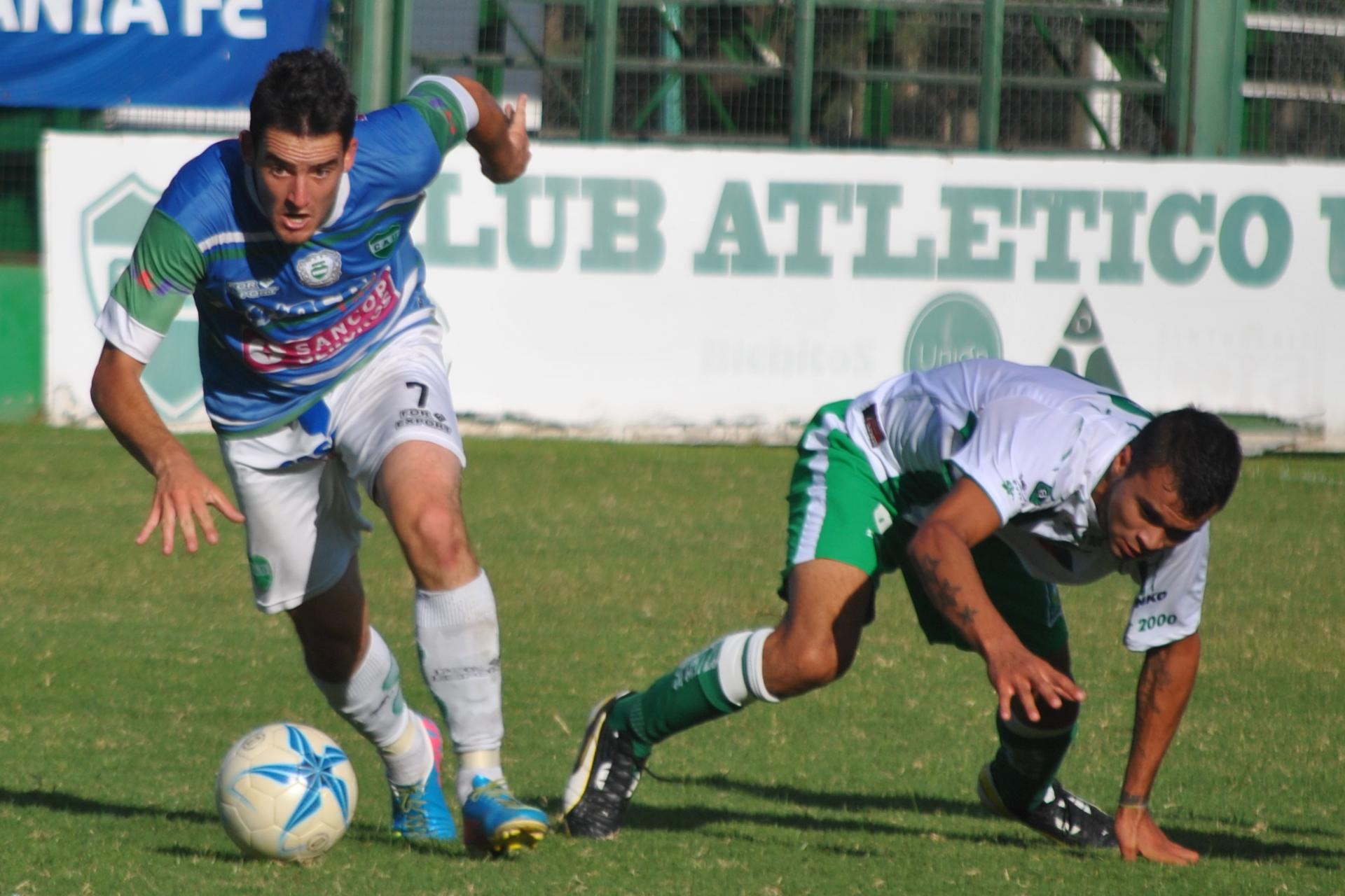 AS DE ESPADAS. Joaquín Molina, el hombre diferente de Unión. (Foto: Daniel Ponce).