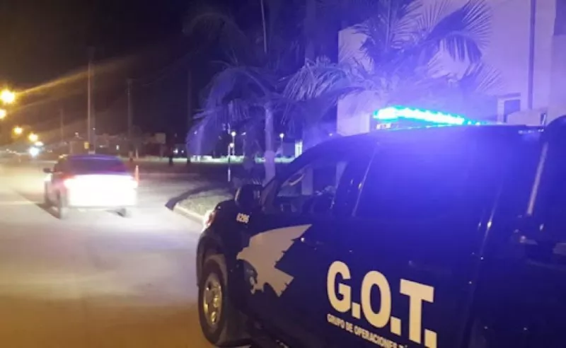 policia-movil-camioneta 2