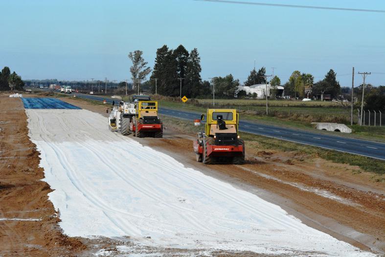 Autovia RN 34 - Capa de suelo-cal tramo Susana-Rafaela - 24-5-16