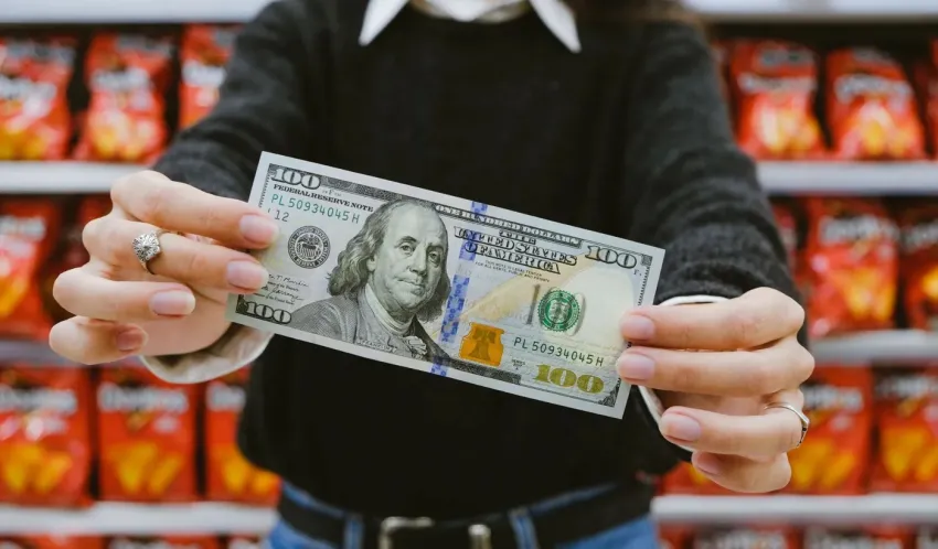 Comercios pueden publicar en dolares