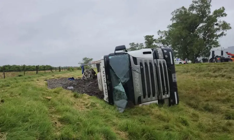 Vuelco camion 2 9-1-26