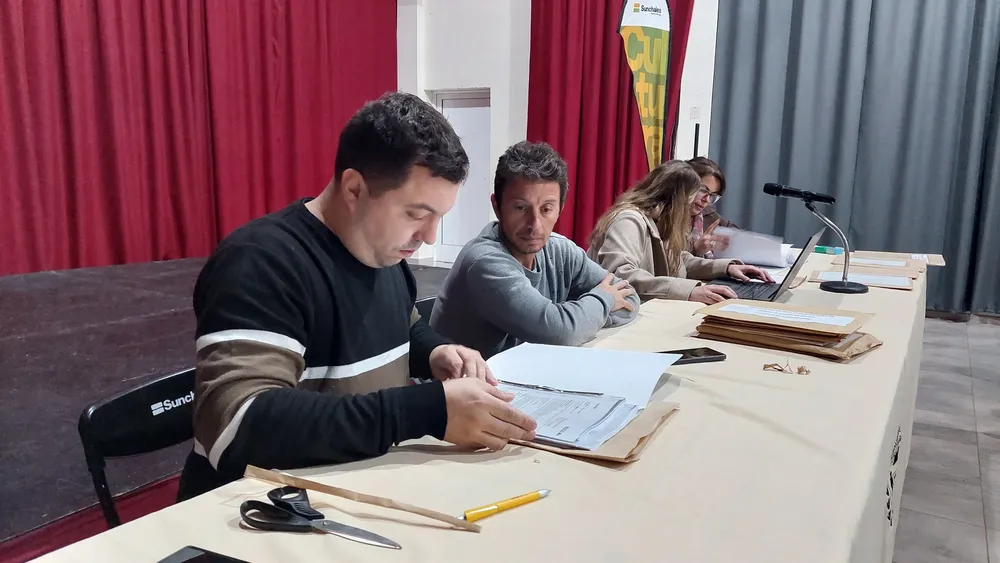 Apertura sobres Licitacion1-26 1