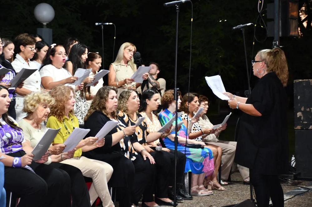 Coro Dia Internacionl de la Mujer 2