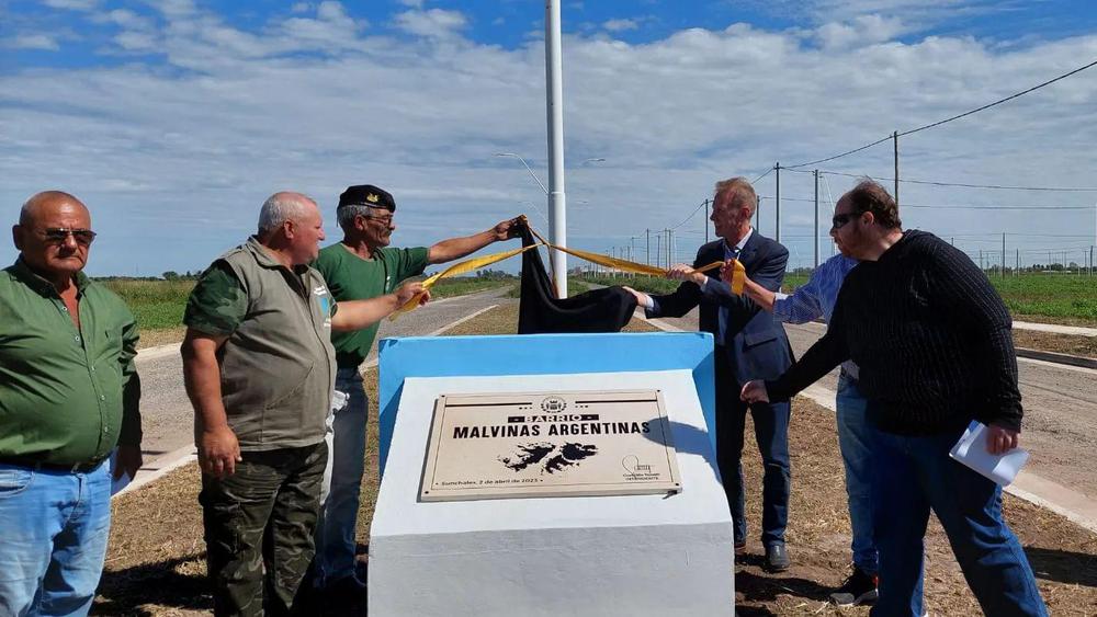 Inauguración barrio Malvinas Argentinas 1