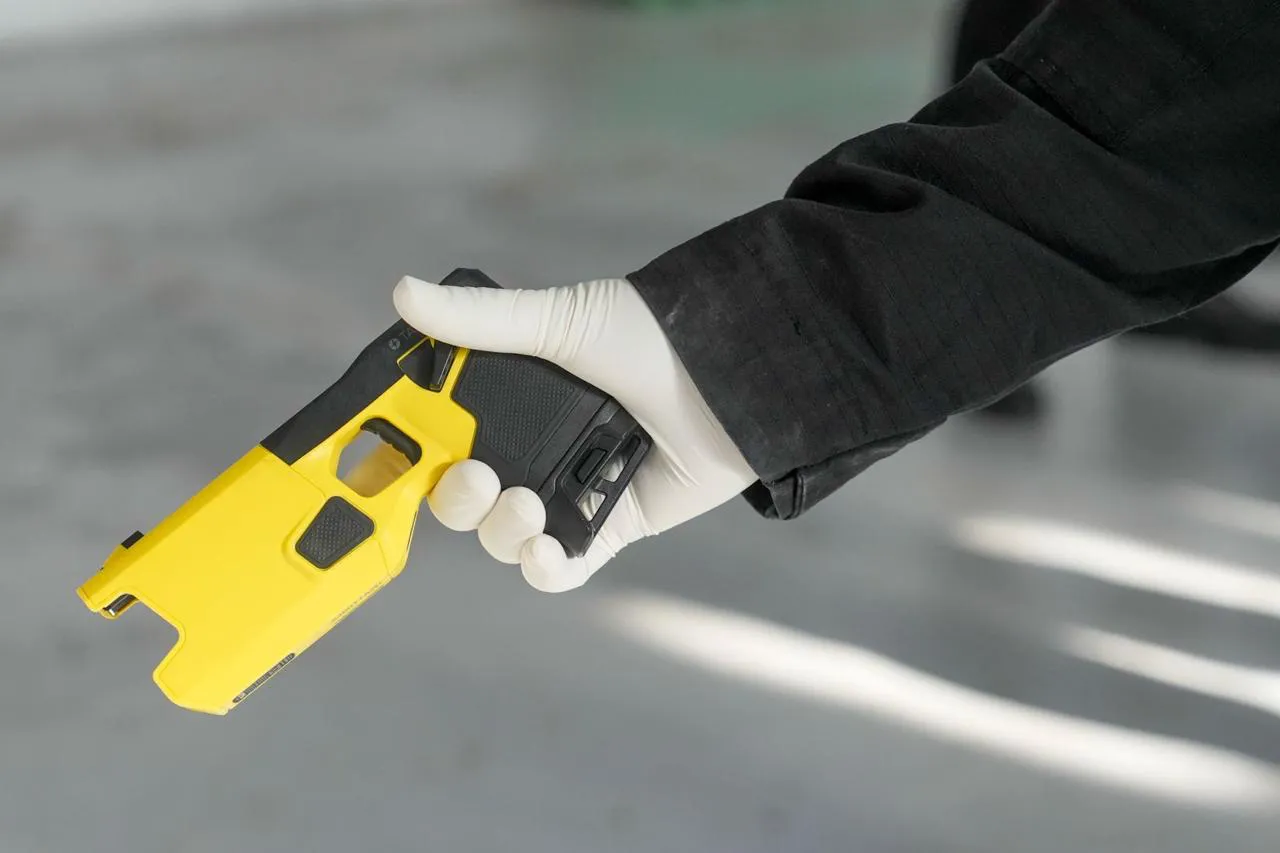 Entrenamiento pistolas Taser 2