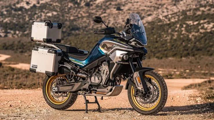 CFMoto 800 MT