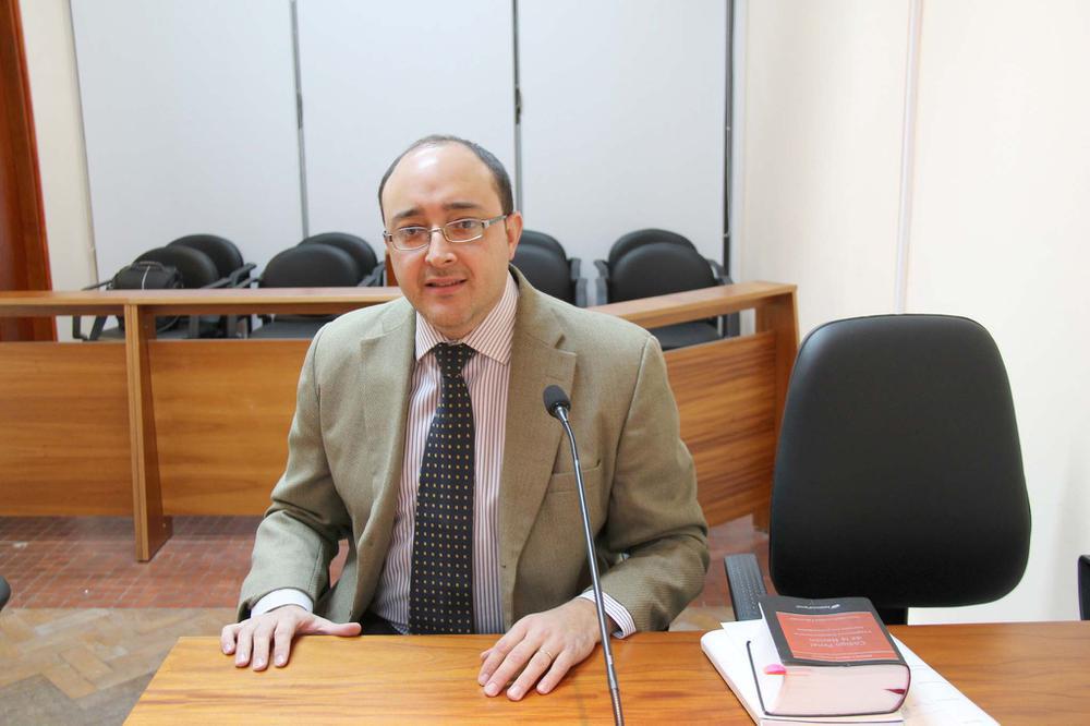 Fiscal Guillermo Loyola