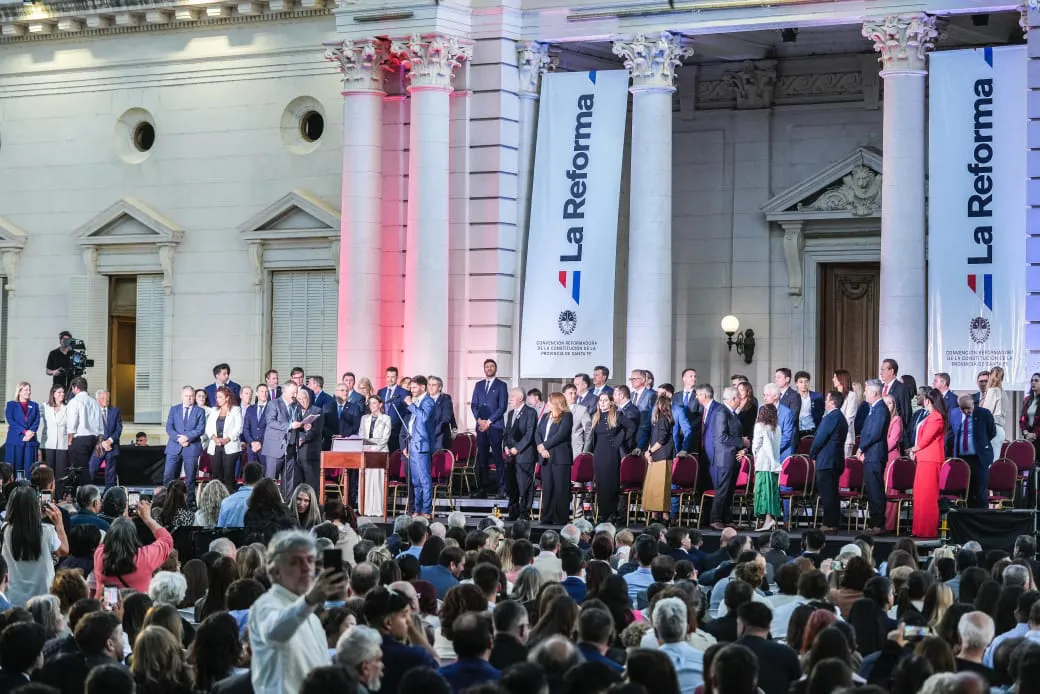 Jura nueva constitucion 1