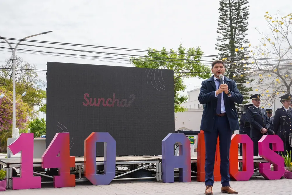 Gobernador Pullaro en el aniversario de Sunchales