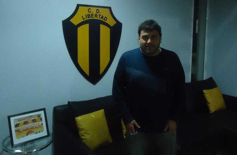 COACH. Ricardo Pancaldo acordó su continuidad con el Dep. Libertad de Sunchales. (Foto: Prensa Libertad).