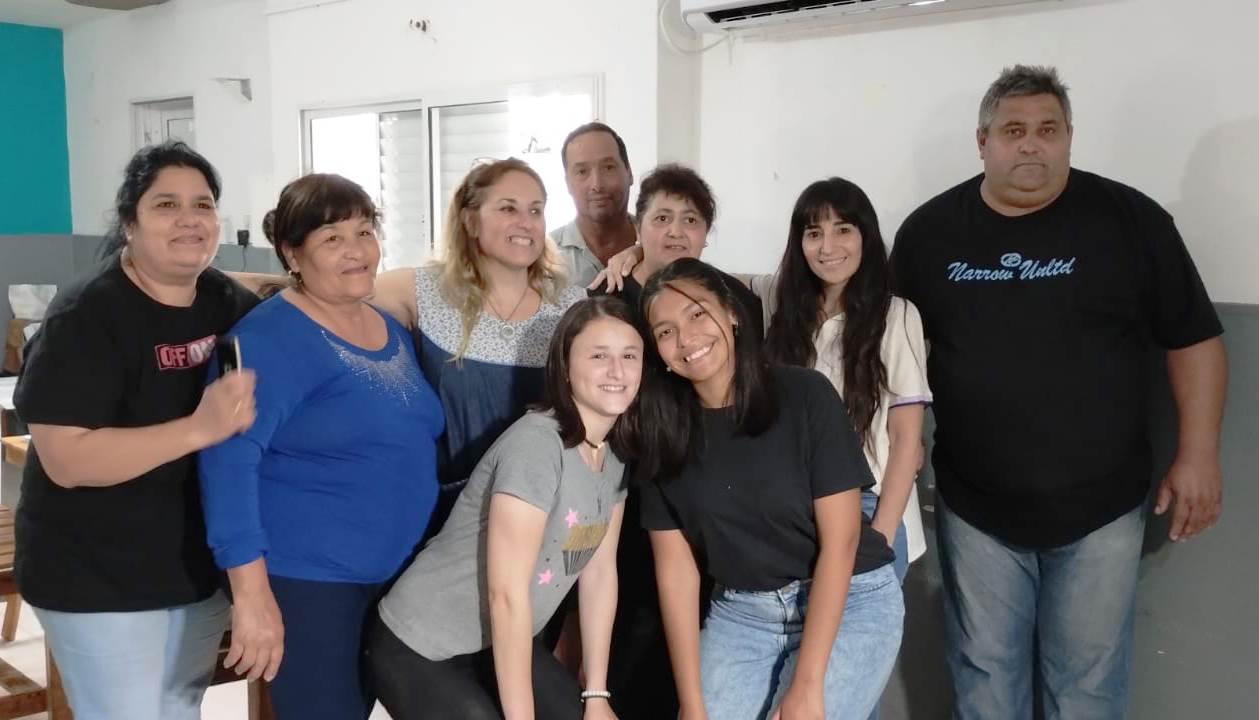 Entrega libros Barrio Moreno 1
