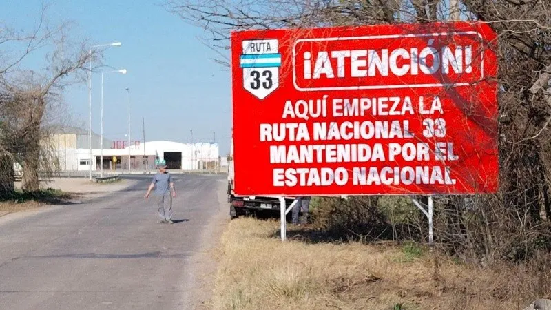 Carteles alertando en rutas nacionales