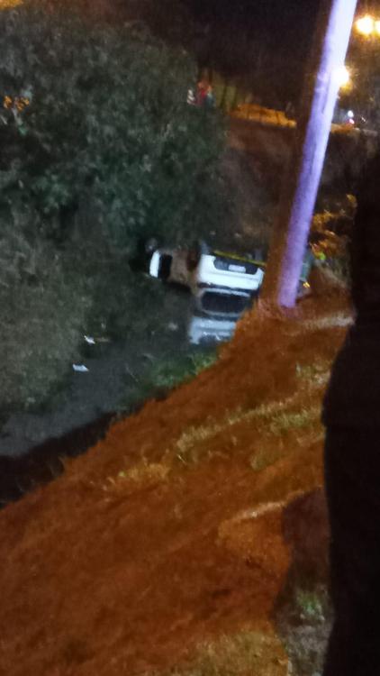Auto caido canal 26-5-24 2
