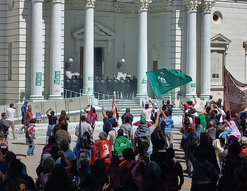 Aprueban la reforma previsional en Santa Fe 2