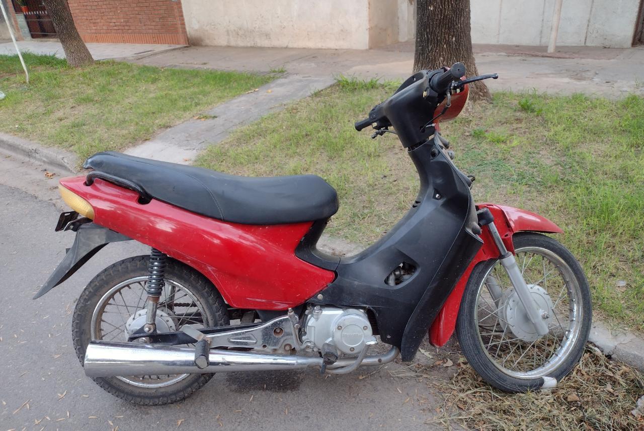 Moto robada en Brinkmann