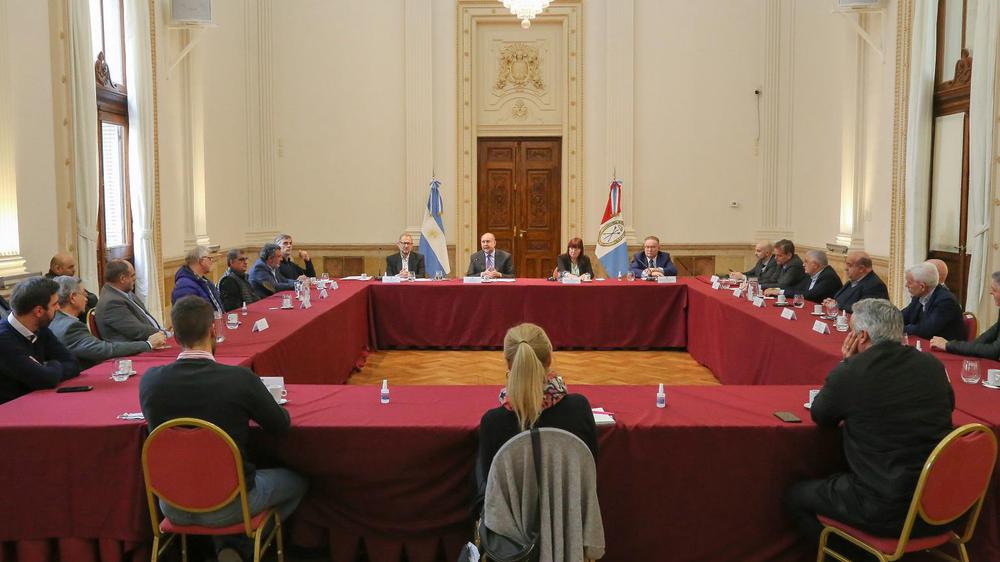 Reunion de seguridad con empresarios 2