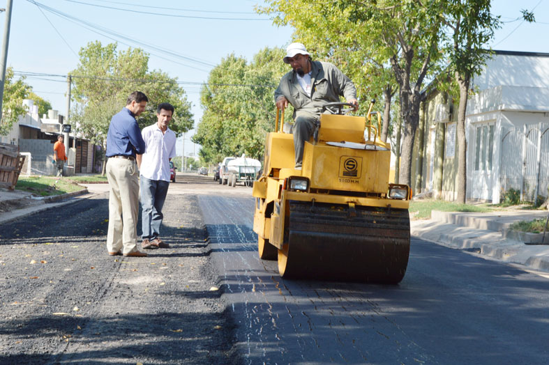 El Municipio finalizó la pavimentación de calle Brasil