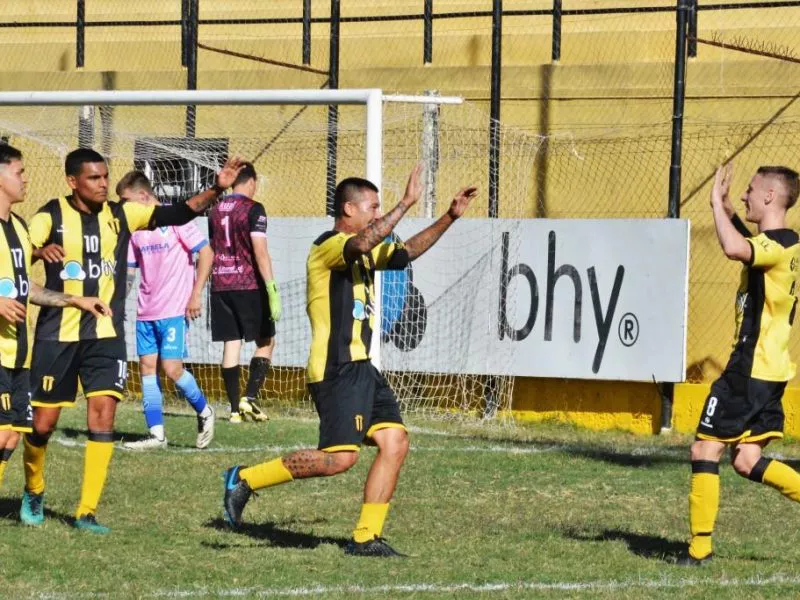Libertad - Peñarol