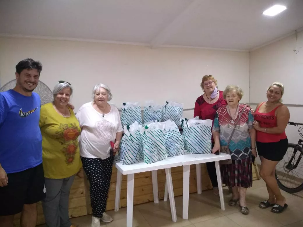 Damas CAU - bolsas navideñas